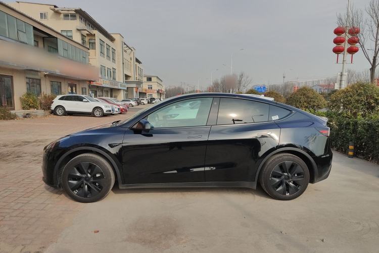 Used Tesla Model Y 2023 Rear-Wheel-Drive Version
