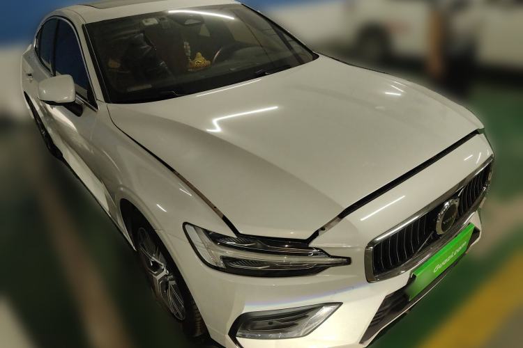 Used Volvo S60 2025 B4 Zhiyi Luxury Edition