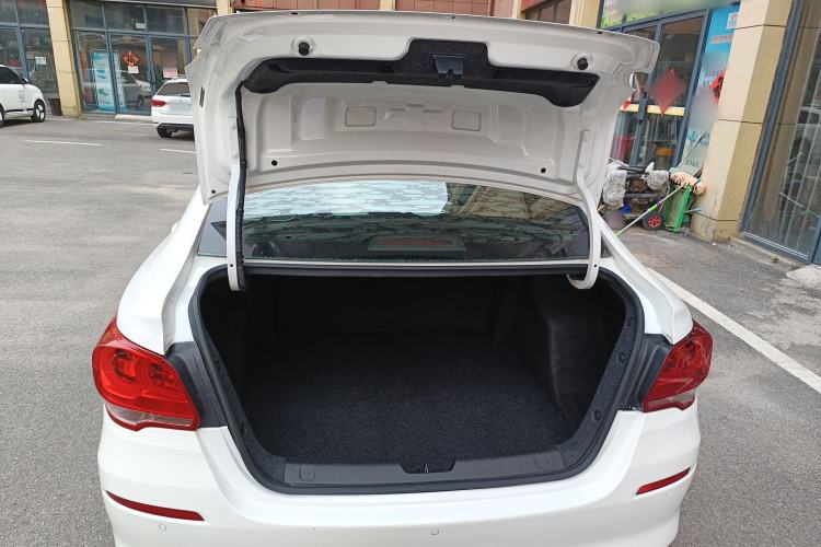 Used Chevrolet Cavalier 2016 1.5L Manual Xinyue Edition Trunk