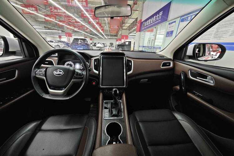 Used SWM X7 2017 1.5T Automatic Smart Enjoyment Version 7 Seats
