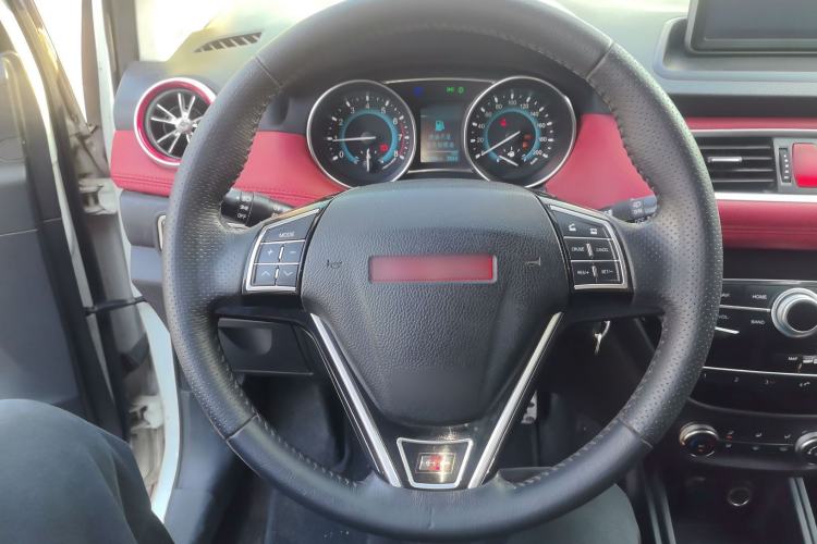 Used Haval H1 2015 1.5L AMT Luxury Model
