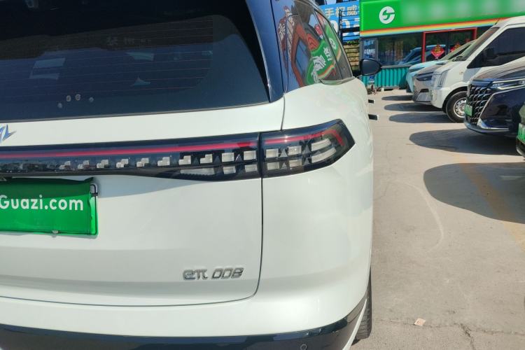 Used Dongfeng eπ eπ008 2025 210 Ultra Range-Extended Version 5 Seats
