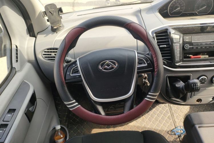 Used SAIC MAXUS Xintu V80 