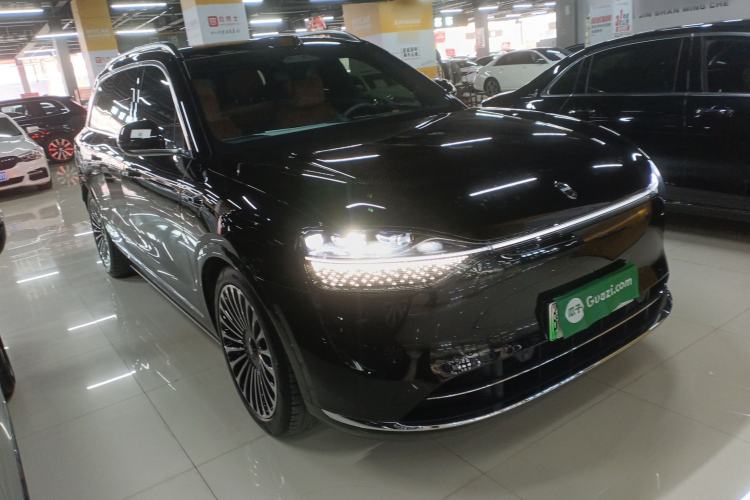 Used Hima AITO M9 2024 Range-Extended Ultra Version 52 kWh 6-Seater Model Front Right 45 Deg