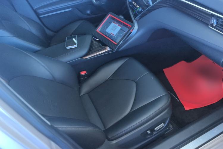 Used Toyota Camry 2019 Revised Version 2.0G Luxury Edition
