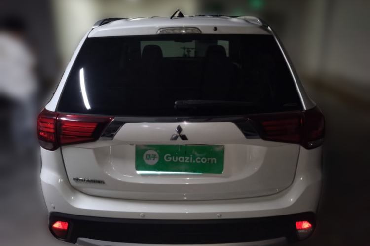 Used Mitsubishi Outlander 2016 2.4L 4x4 Elite Edition 5 Seats