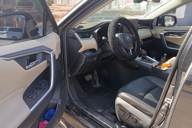 Used Toyota RAV4 2020 Dual-Engine 2.5L E-CVT Four-Wheel Drive Elite Edition Driver Seat