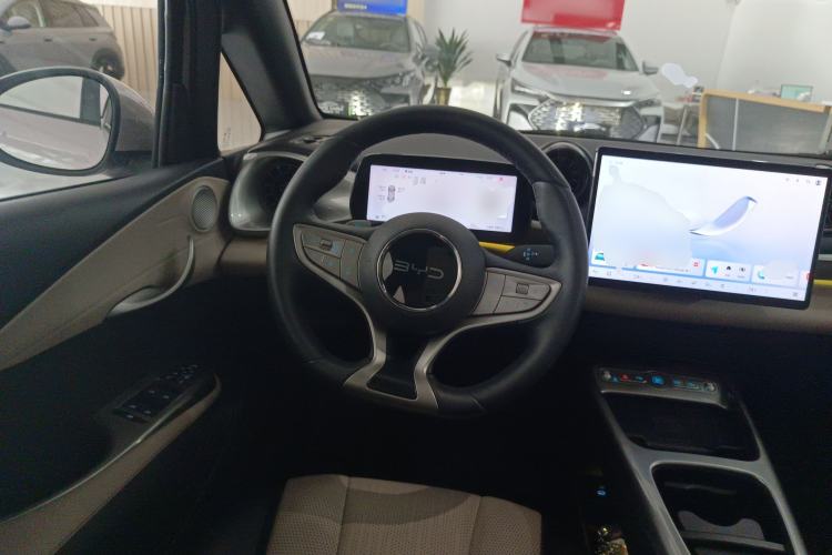 Used BYD Dolphin 2025 Intelligent Driving Version 410 km Fashion Edition Steering Wheel