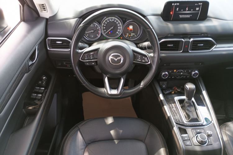 Used Mazda CX-5 2019 Cloud-Controlled Version 2.5L Automatic Two-Wheel Drive Luxury Trim China VI Standard Steering Wheel