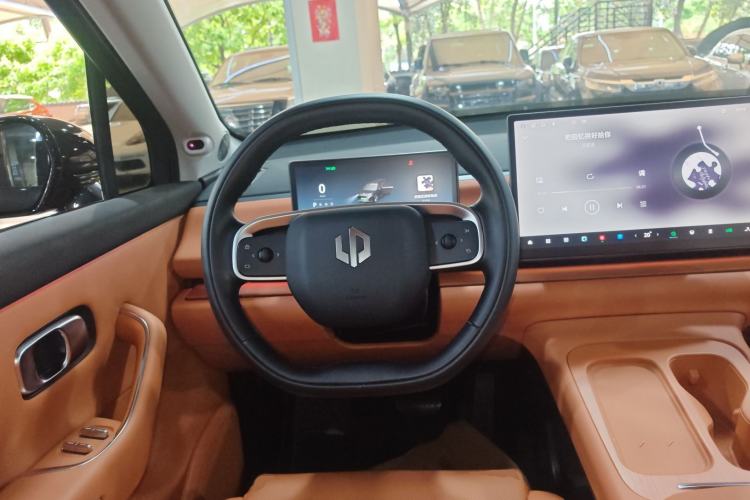 Used Leapmotor C16 2024 Pure Electric 520 Deluxe Edition Steering Wheel