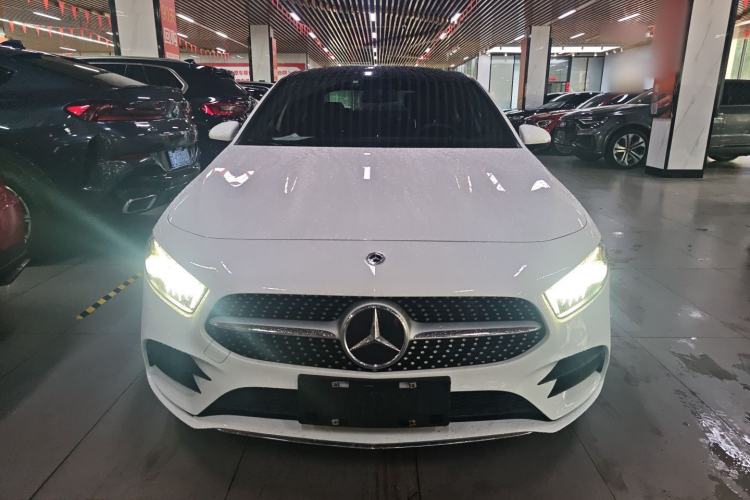 Used Mercedes-Benz A-Class 2022 Restyled A 200 L Sport Sedan Fashion Version
