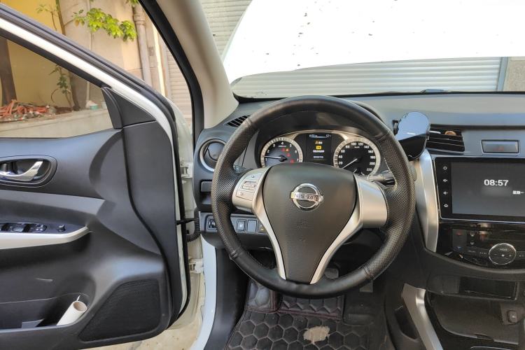 Used Nissan Terra 2020 2.5L XL Upper Automatic Two-Wheel Drive Luxury Edition
