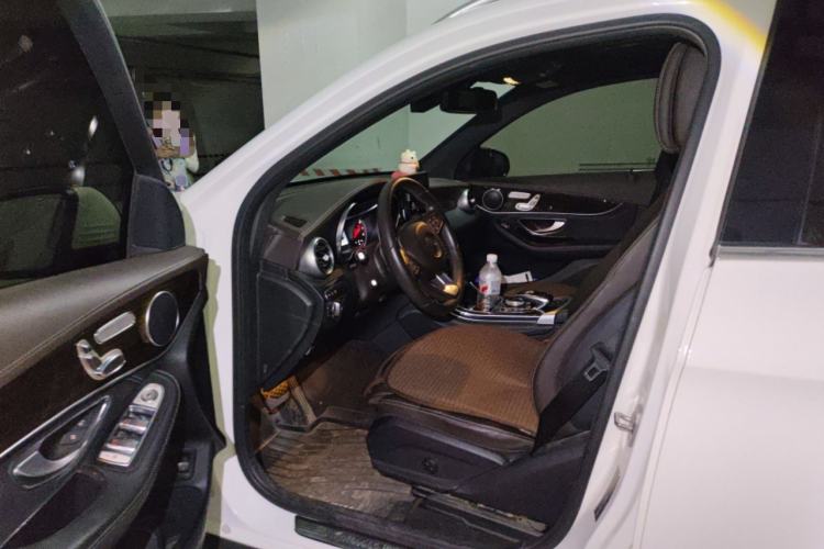 Used Mercedes-Benz GLC 2017 GLC 260 4MATIC Luxury Model