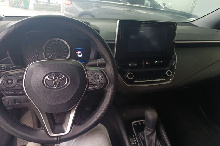 Used Toyota Levin 2021 185T CVT Luxury Edition Center Console