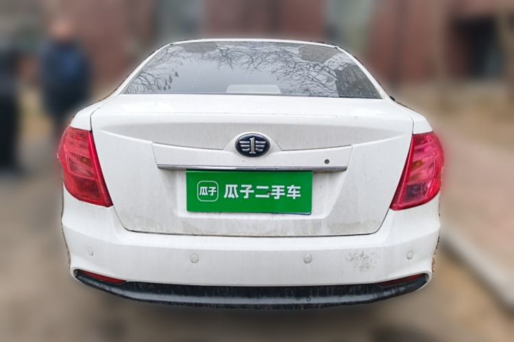 Used Bestune B50 2013 1.6L manual Comfort trim level Rear