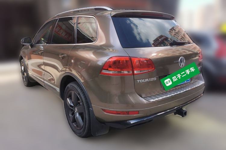 Used Volkswagen Touareg 2012 R-Line High-End Model Rear Left 45 Deg