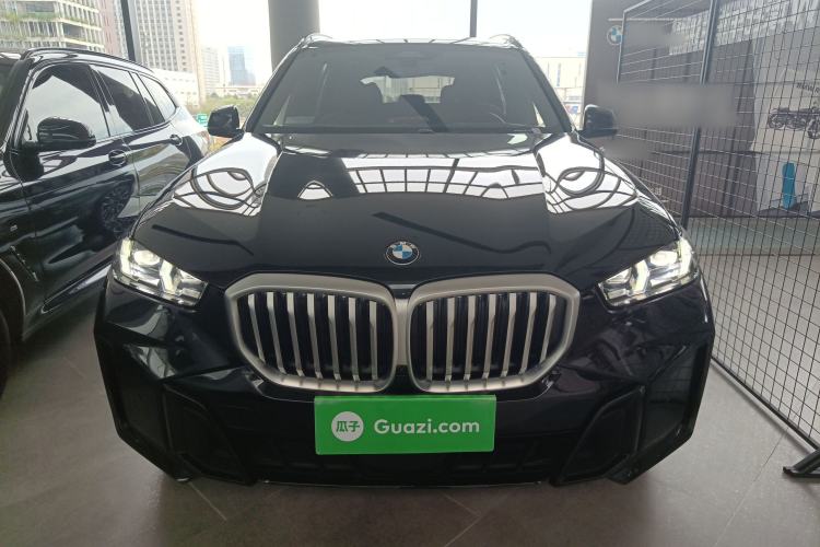 Used BMW X5 2023 xDrive 40Li M Sport Night Edition Package Front