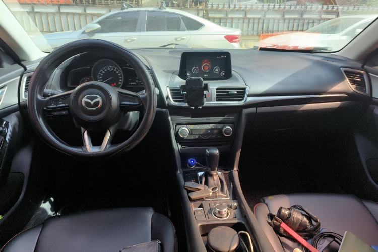 Used Mazda 3 Axela 2017 Sedan 1.5L Automatic Luxury Model Emission Standard China V Center Console