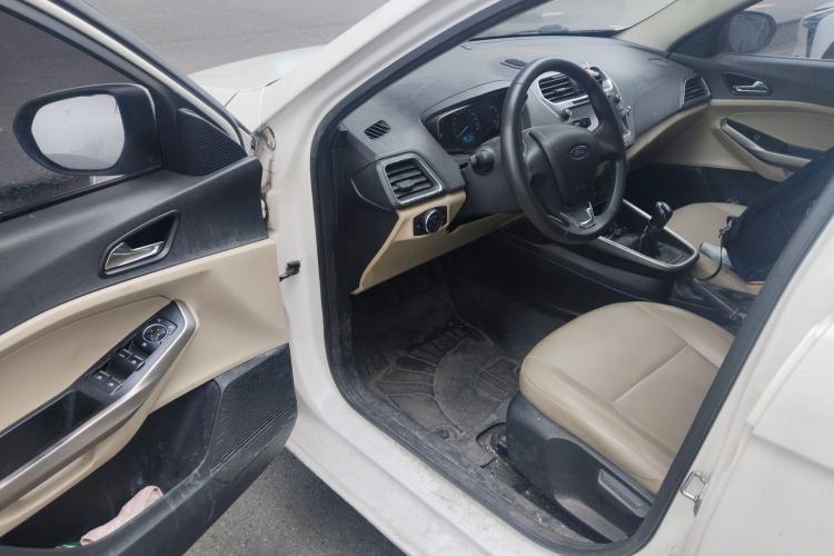 Used Ford Escort 2015 1.5L Manual Comfort Model Driver Seat