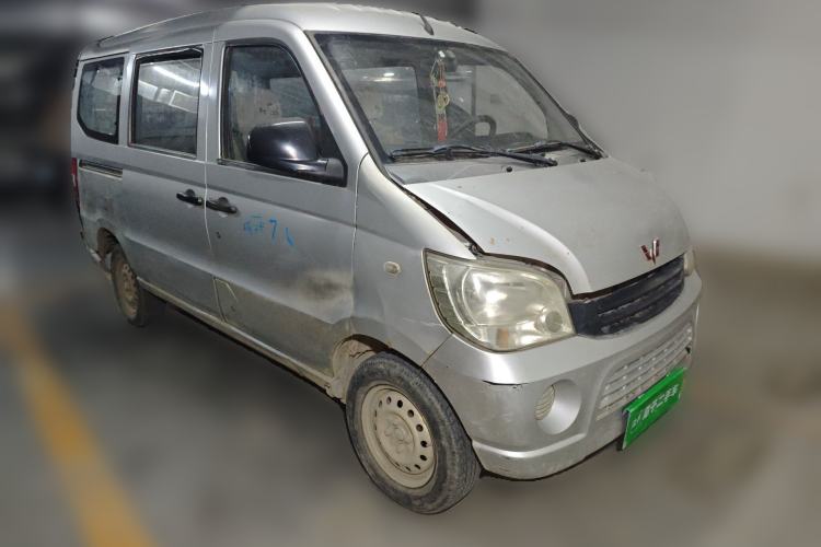 Used Wuling Zhiguang 2010 1.0L New Version Practical Short-Body L2Y
