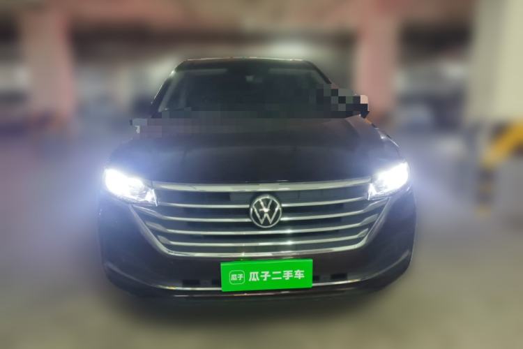 Used Volkswagen Viloran 2022 380TSI Luxury Edition
