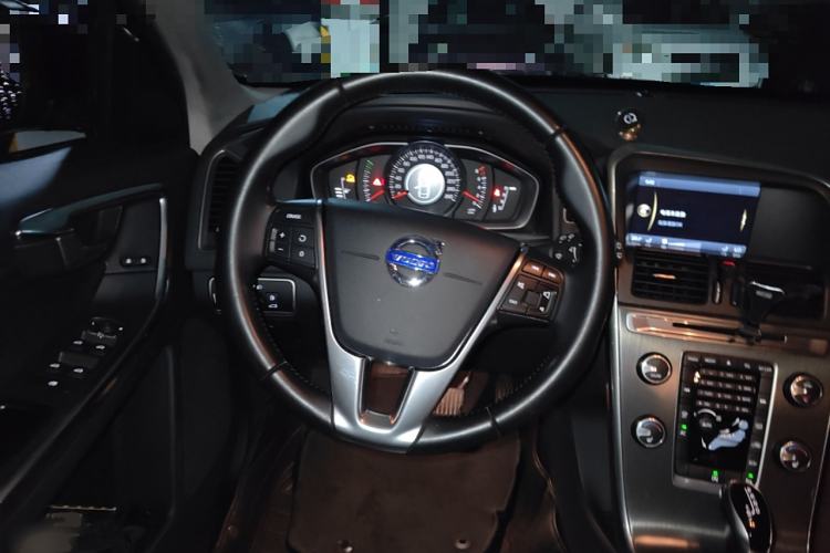 Used Volvo XC60 2014 Facelift T5 Zhiyi Edition
