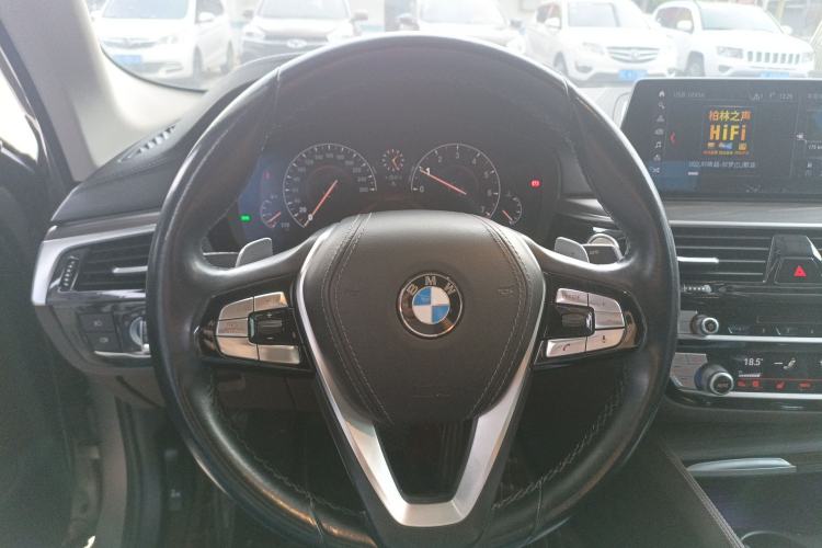 Used BMW 5 Series 2019 530Li Luxury Edition Premium Package Steering Wheel