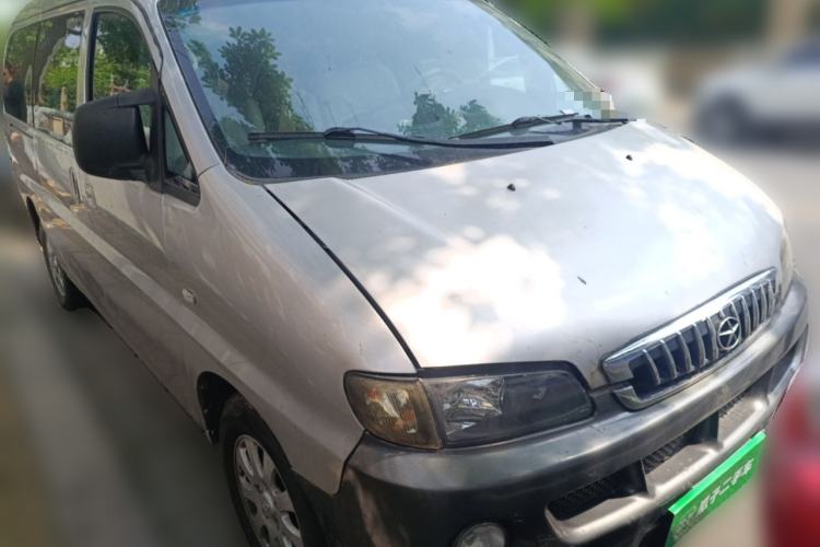 Used JAC Group Refine 2015 2.0L Shuttle Gasoline Long-Wheelbase Standard Version HFC4GA3-3D Front Right 45 Deg