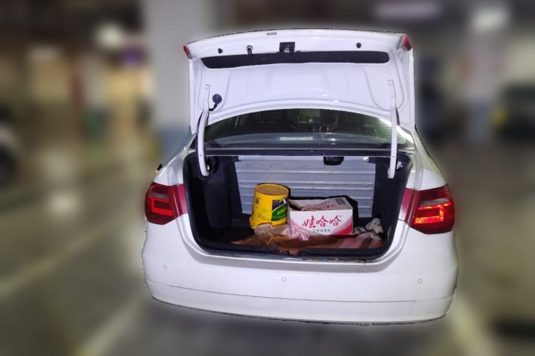 Used Volkswagen Jetta 2015 1.6L Manual Comfort Model