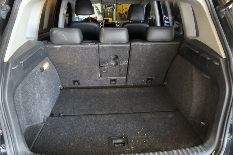 Used Volkswagen Tiguan 2012 1.8TSI Automatic Two-Wheel Drive Elite Edition Trunk