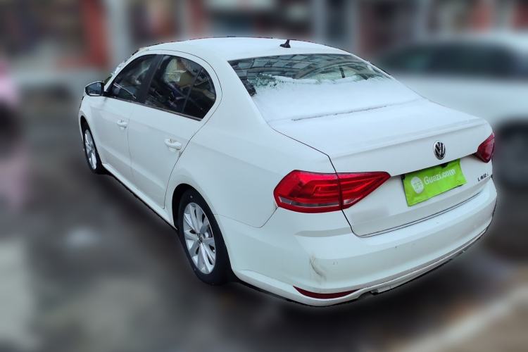 Used Volkswagen Lavida 2015 1.6L Automatic Comfort Edition
