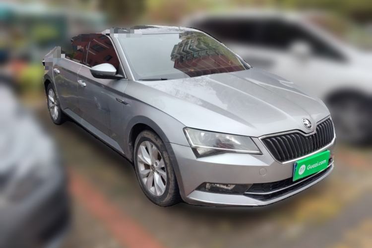 Used Skoda Superb 2018 TSI280 DSG Comfort Edition China V Standard Front Right 45 Deg