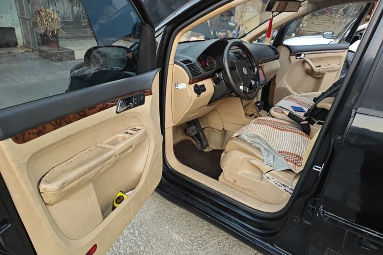 Used Volkswagen Touran 2008 1.8T ZhiZun Edition Automatic 5-Seater Driver Seat