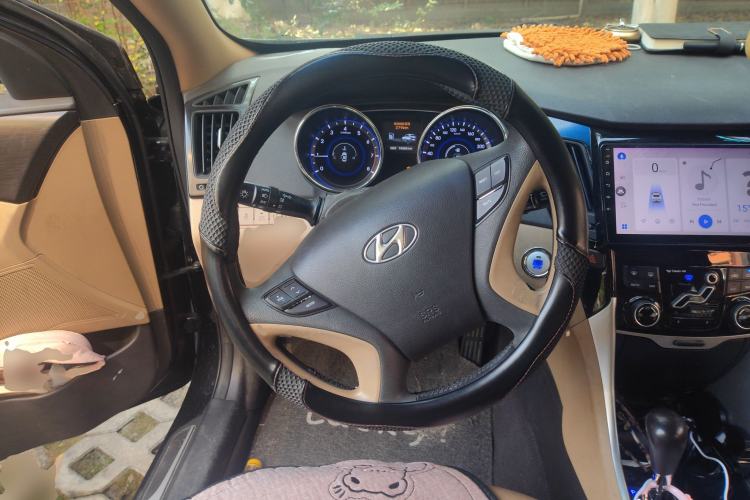 Used Hyundai Sonata 2011 2.0L Automatic Luxury Edition
