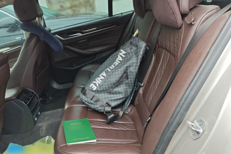 Used BMW 5 Series 2018 530Li Leading Model M Sport Package Left Rear Seat