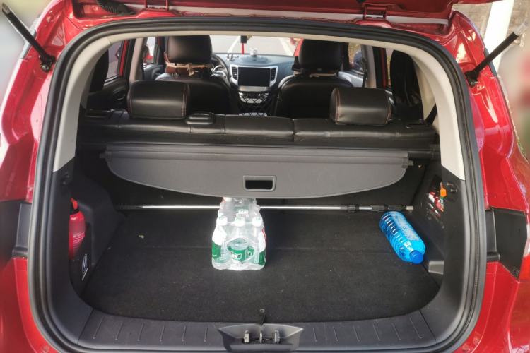 Used CHANGAN CS35 2015 1.6L Automatic Luxury Model China IV Standard
