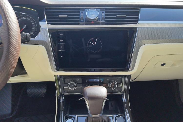 Used Volkswagen Phideon 2021 380TSI Luxury Edition
