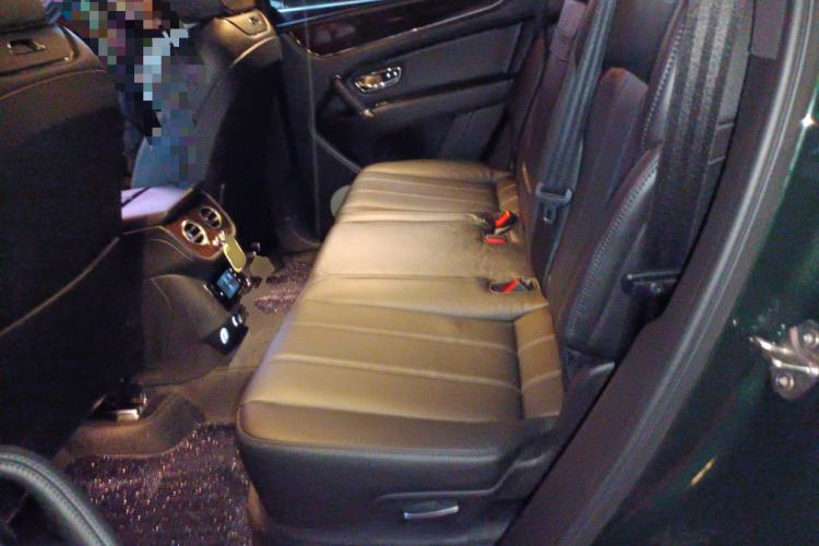 Used Bentley Bentayga 2018 4.0T V8 Left Rear Seat