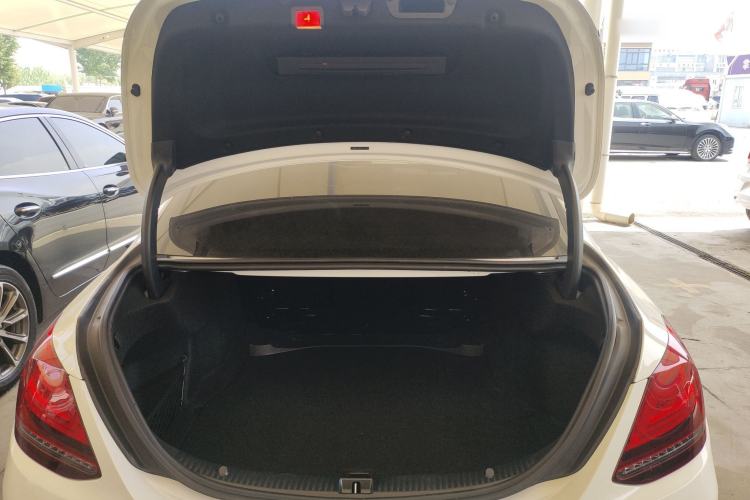 Used Mercedes-Benz C-Class 2019 Restyled C 260 L Sport Edition Trunk