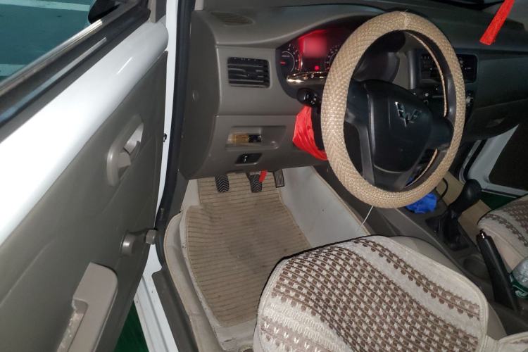Used Wuling Rongguang V 2016 1.5L Practical Version
