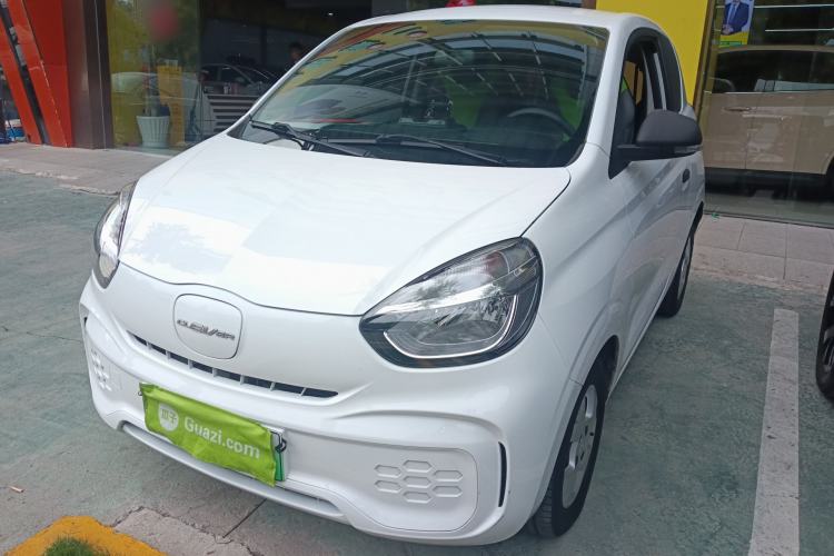 Used Roewe Clever 2021 302 km New Four-Seater Super-Efficient Version