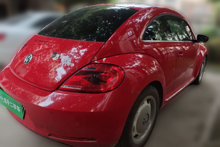 Used Volkswagen Beetle 2015 180TSI model
