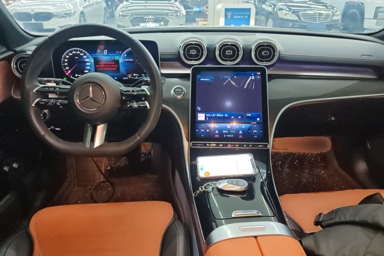 Used Mercedes-Benz C-Class New Energy 2023 Second Facelift C 350 eL Center Console