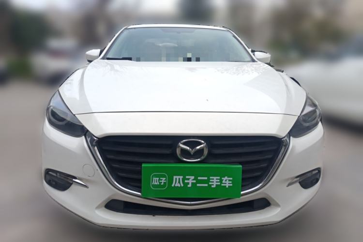 Used Mazda 3 Axela 2017 Sedan 1.5L Automatic Luxury Model China VI Standard
