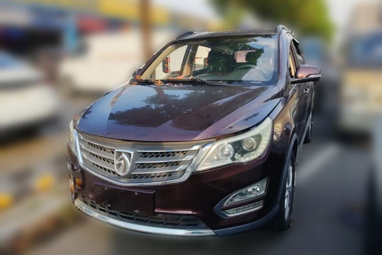Used Baojun 560 2015 1.8L manual Comfort trim level Guazi used car, China used car export, Used car for sale, Used  cars, Cheapest cars for sale
