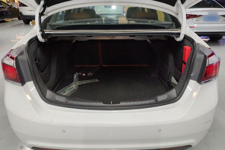 Used Chevrolet Cruze 2016 1.4T DCG Luxury Edition
