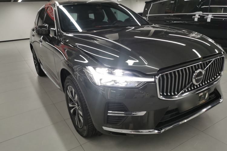 Used Volvo XC60 2022 B5 4x4 Zhiyi Luxury Edition
