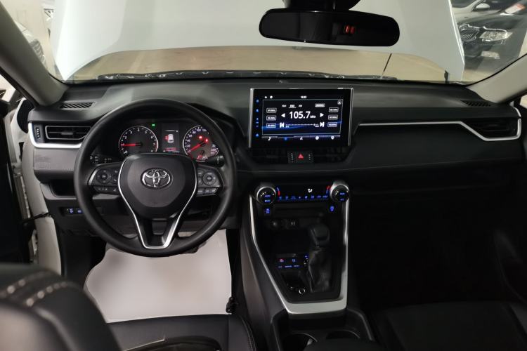 Used Toyota Wildlander 2021 2.0L CVT Two-Wheel Drive Luxury Edition
