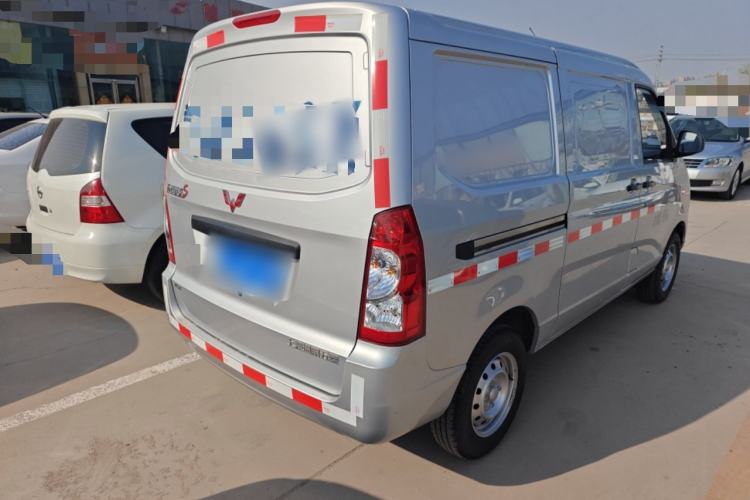 Used Wuling Rongguang S 2023 1.5L Basic Enclosed-Window Vehicle 2 Seats
