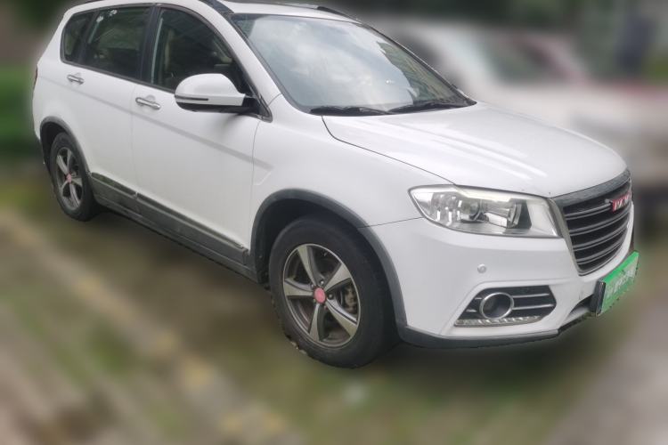 Used Haval H6 2013 Upgraded Model 2.4L Automatic Two-Wheel Drive Prestige Version
